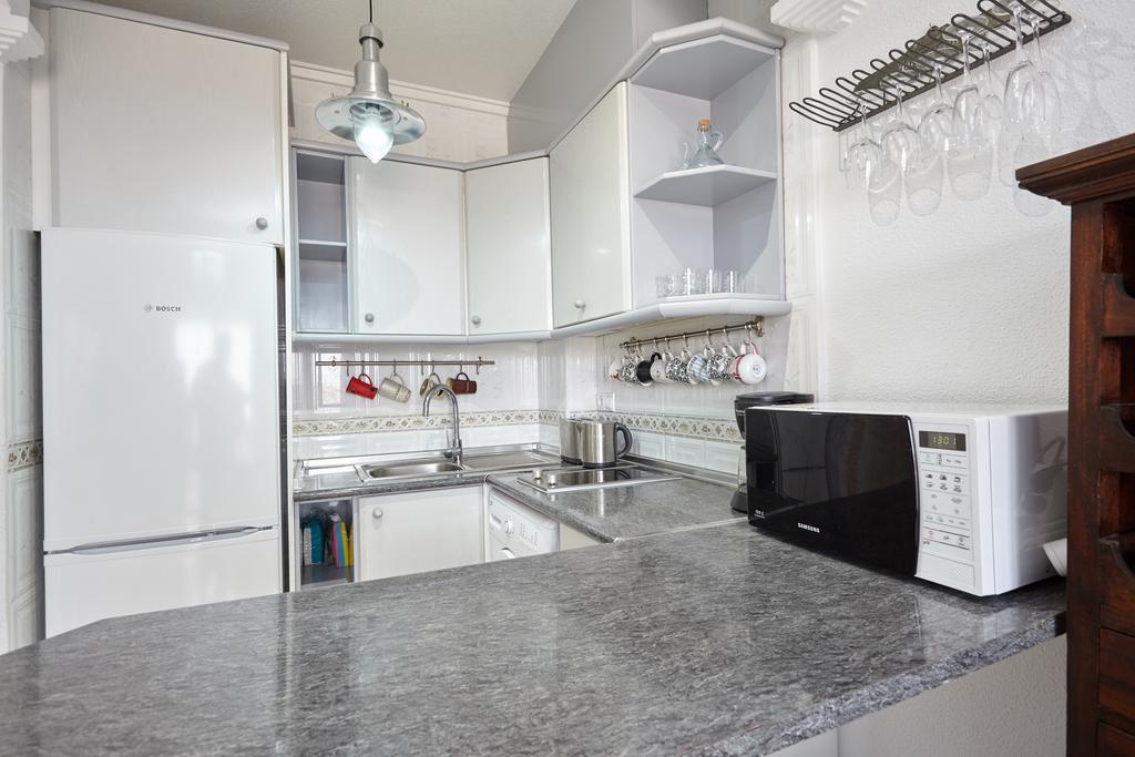 Lenas Apartments Pedro Lorca Торевиеха Екстериор снимка