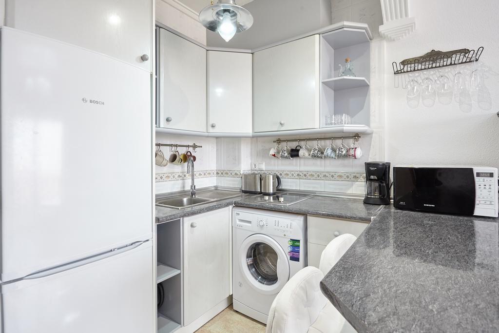 Lenas Apartments Pedro Lorca Торевиеха Екстериор снимка